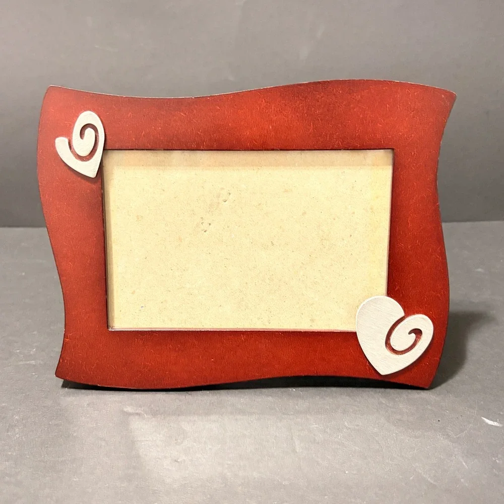 Elsa L Inc Burnt Orange Wavy Wood Picture Frame with Silver Spiral Hearts 4x6